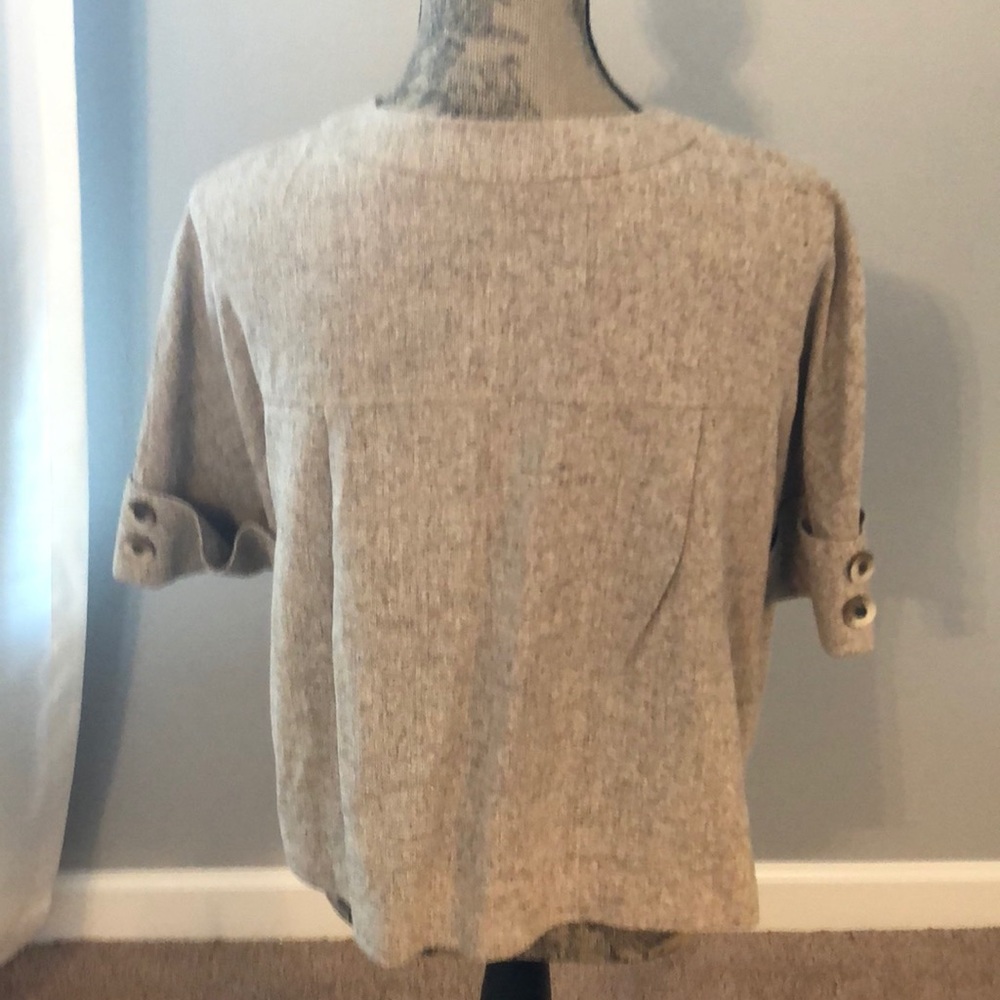 Top/Jacket - Picture 3 of 7